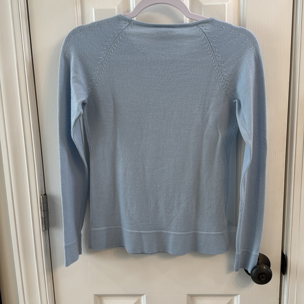 Loft light weight pale blue wool blend sweater with buttons at shoulder sz XS - Picture 5 of 5